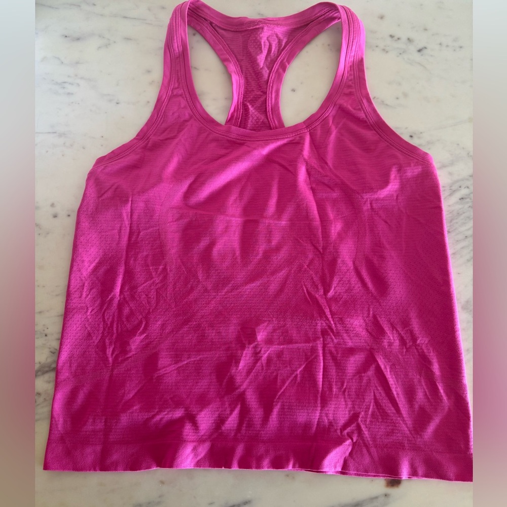 Lululemon swiftly crop tank size 8 sonic pink
